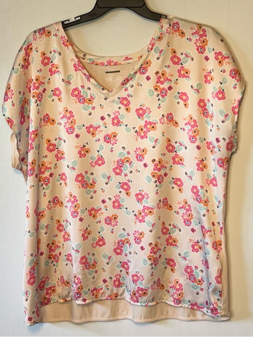 Lane Bryant Floral V-Neck Tunic Top Blouse Size 18/20.